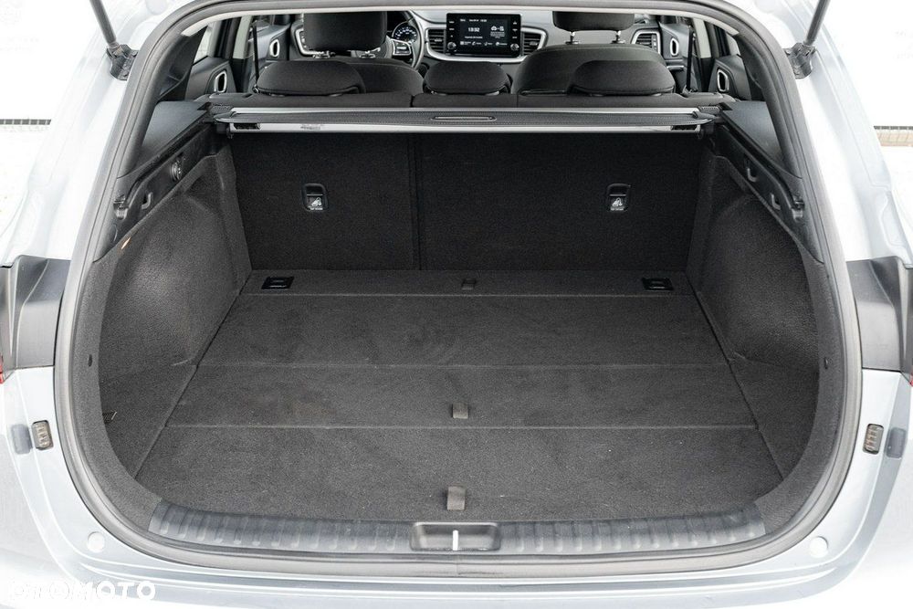 Kia Ceed 1.5 T-GDI M DCT - 25