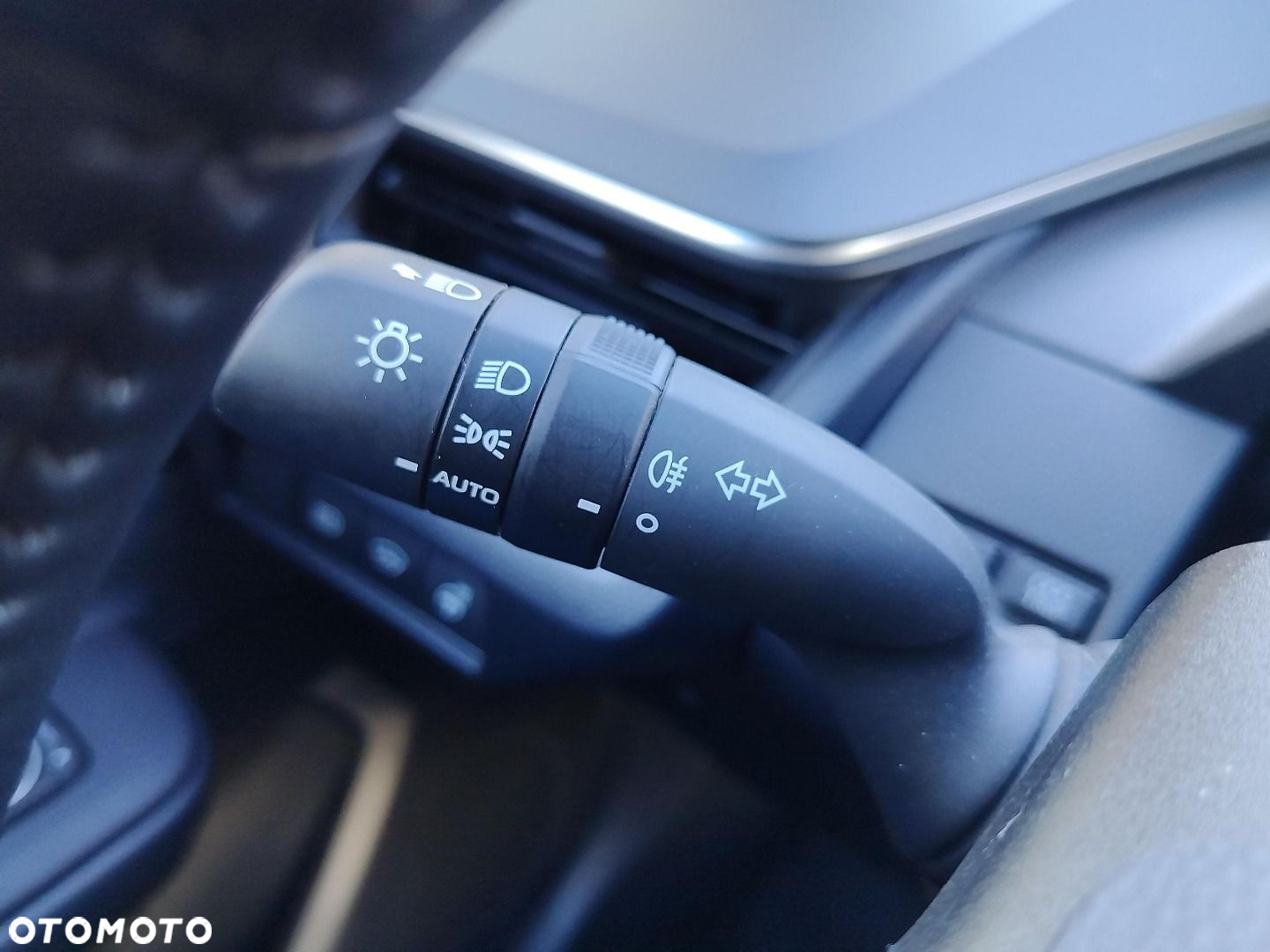 Toyota Prius - 16