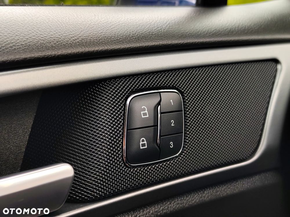 Ford Mondeo 2.0 TDCi Titanium PowerShift - 33