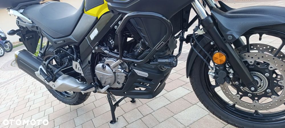 Suzuki V-STROM - 30