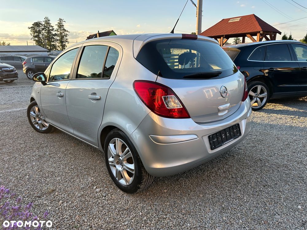 Opel Corsa 1.2 16V Enjoy - 3