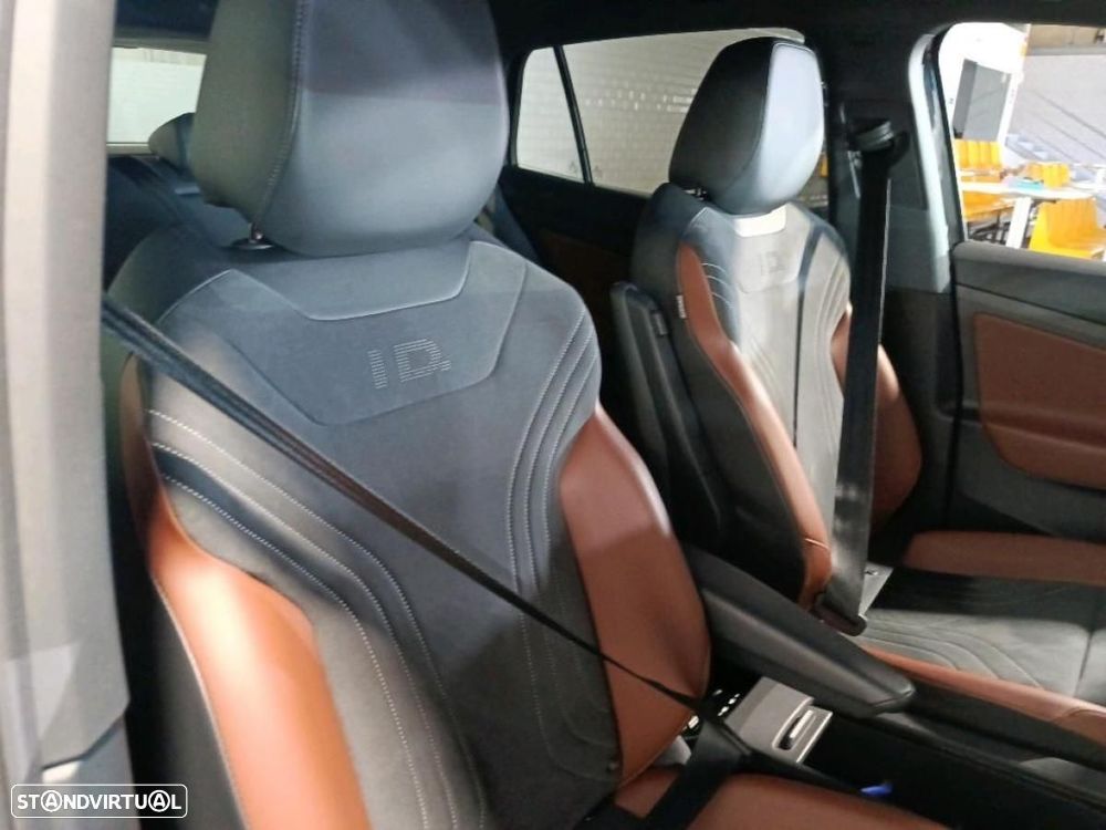 VW ID.4 77 kWh Pro Performance - 6