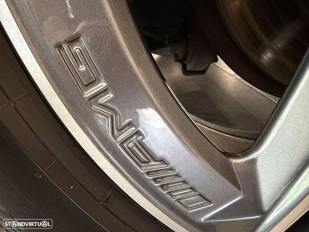 Mercedes-Benz GLB 200 AMG Line - 24
