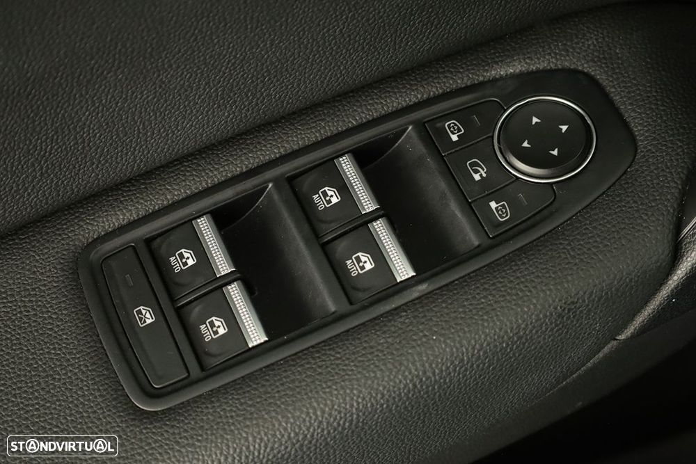 Renault Captur 1.0 TCe Techno Bi-Fuel - 21