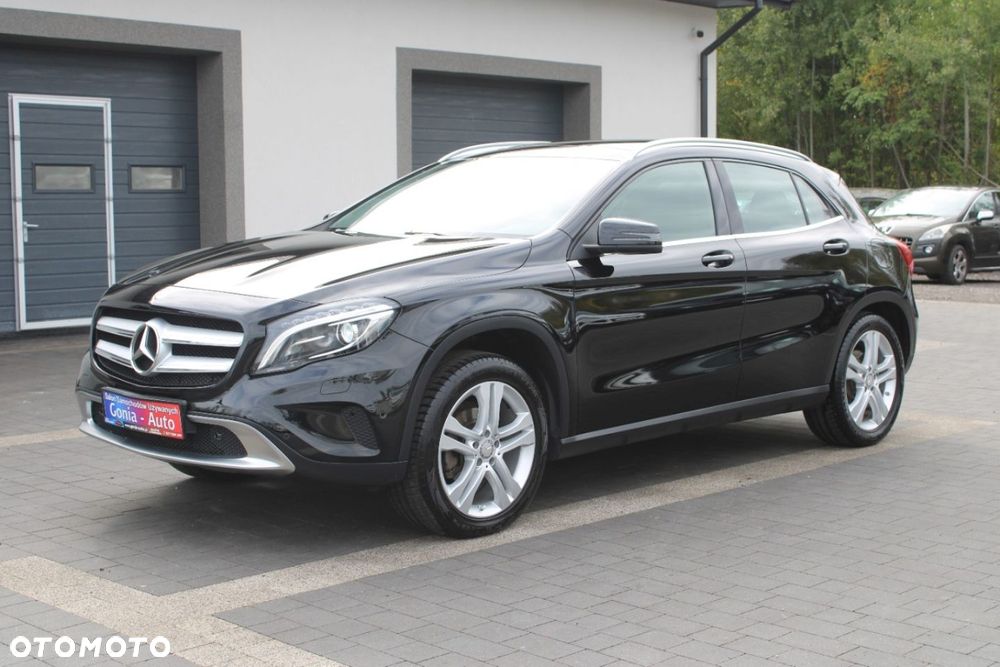 Mercedes-Benz GLA - 3