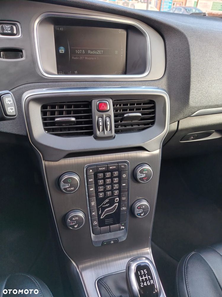 Volvo V40 D4 Summum - 8