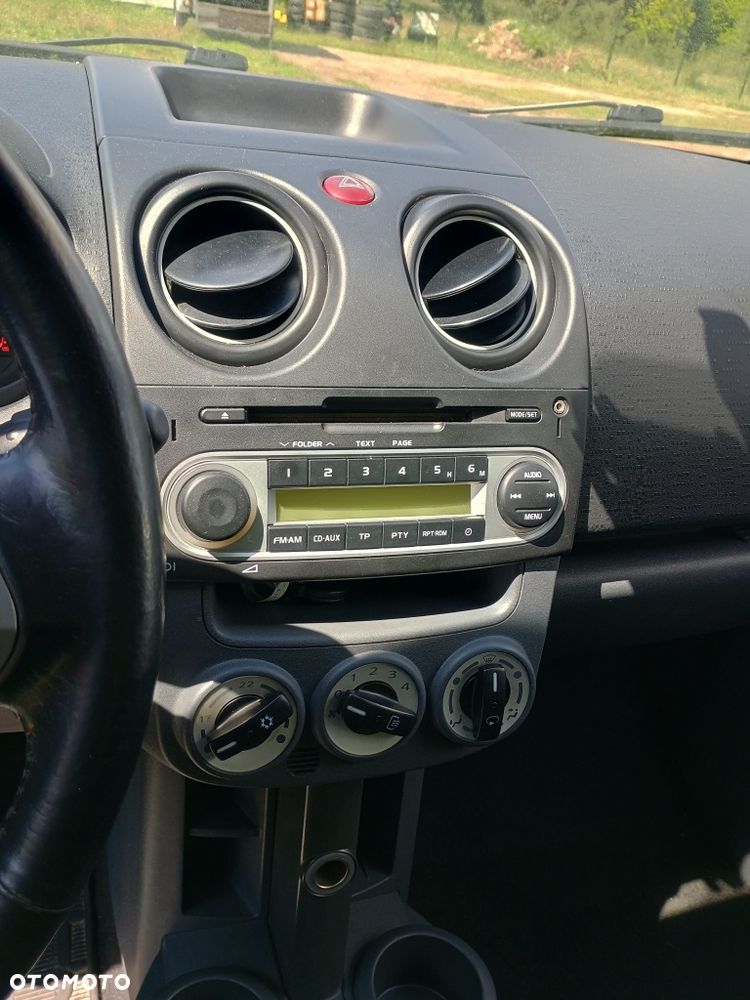 Mitsubishi Colt - 6