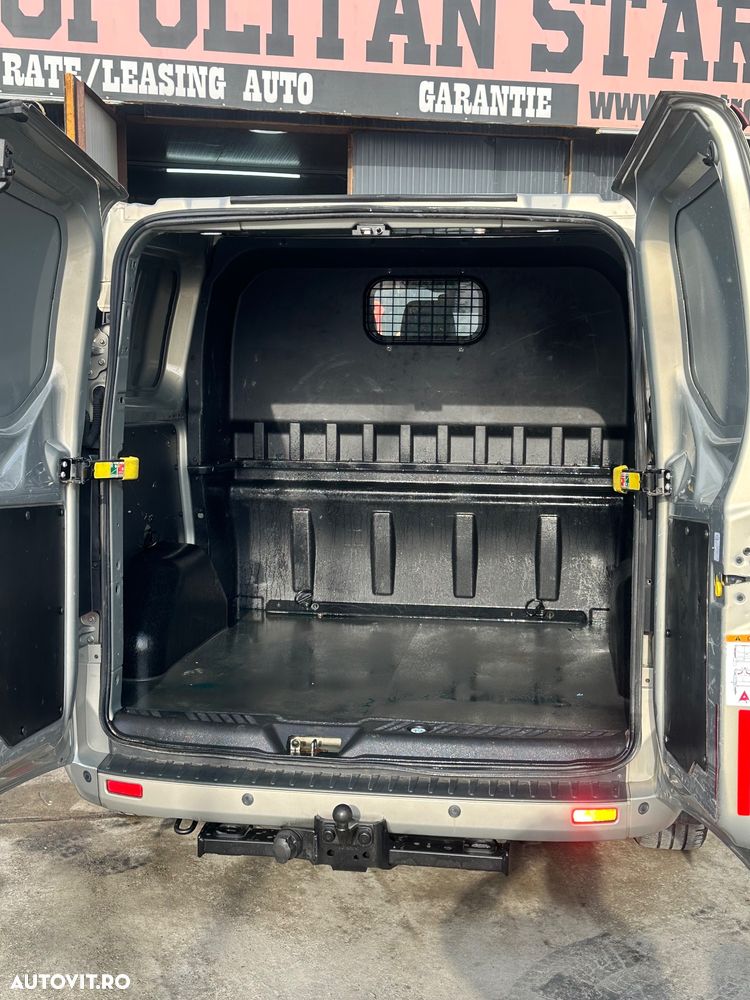Ford Transit Custom - 8