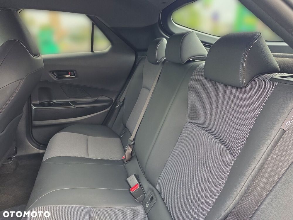 Toyota C-HR 2.0 PHEV Dynamic Force Executive - 15