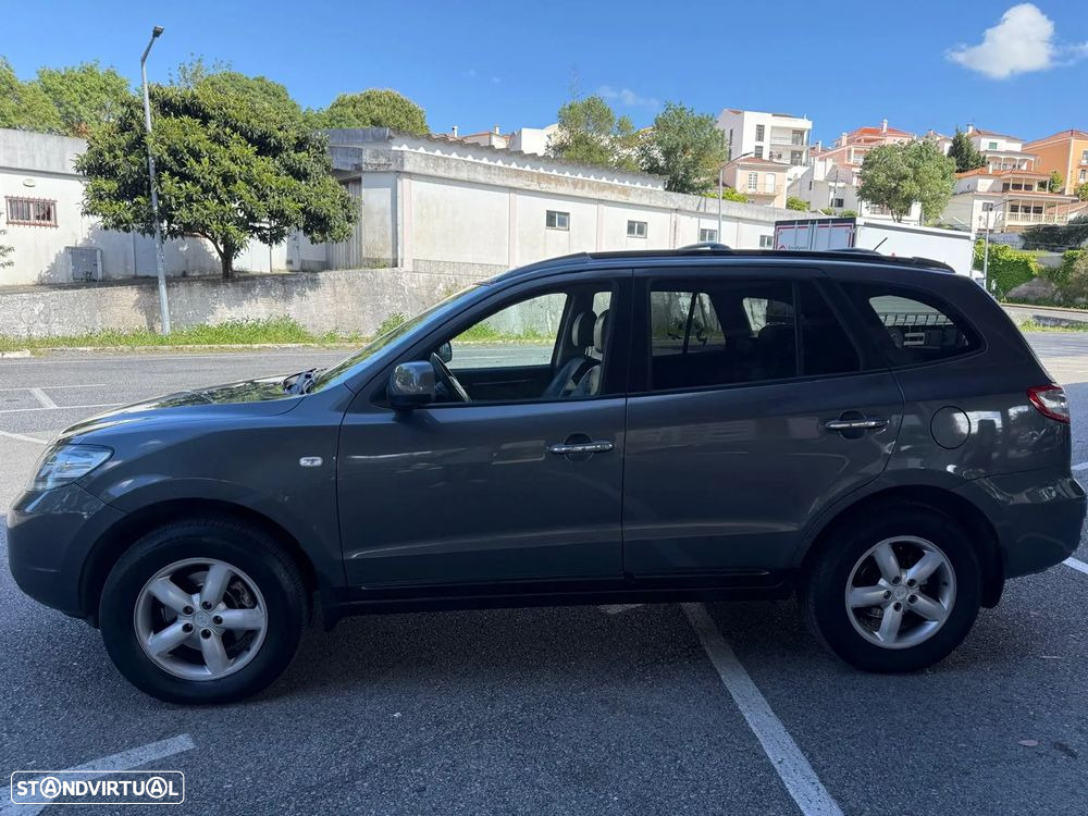 Hyundai Santa Fe - 3