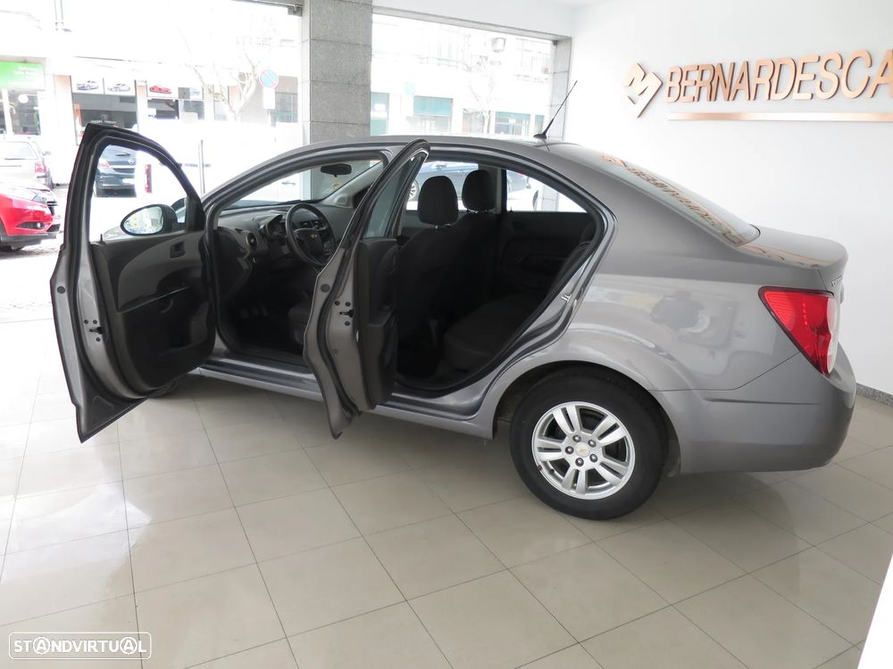 Chevrolet Aveo 1.3 VCDi LT - 5
