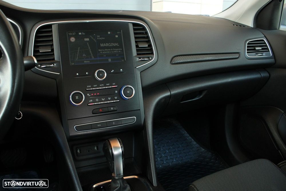 Renault Mégane Sport Tourer 1.5 dCi Limited EDC - 18