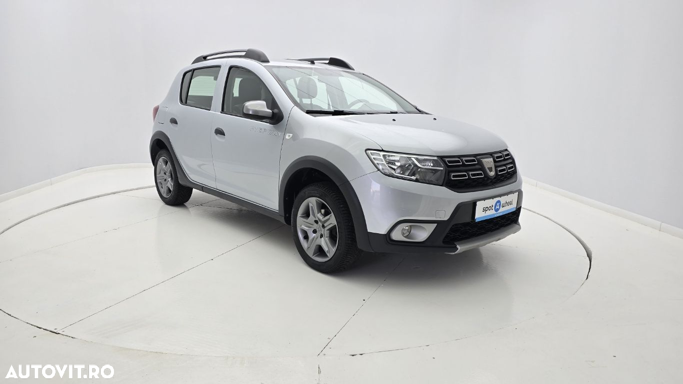 Dacia Sandero - 4