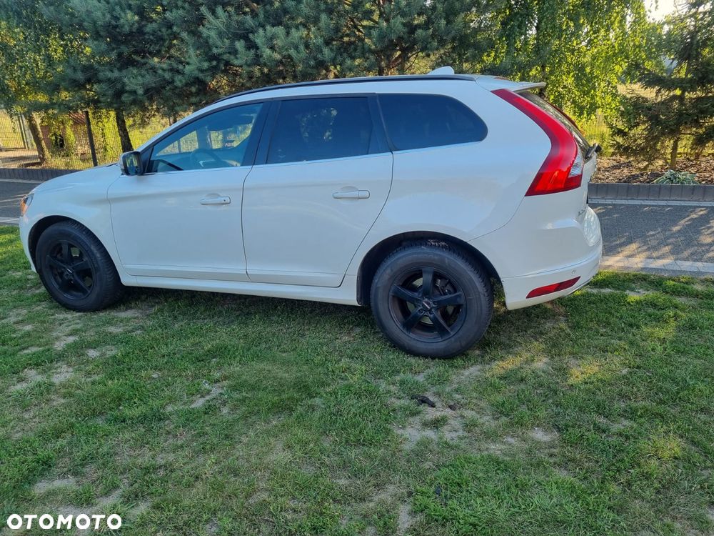 Volvo XC 60 D4 Drive-E Momentum - 9