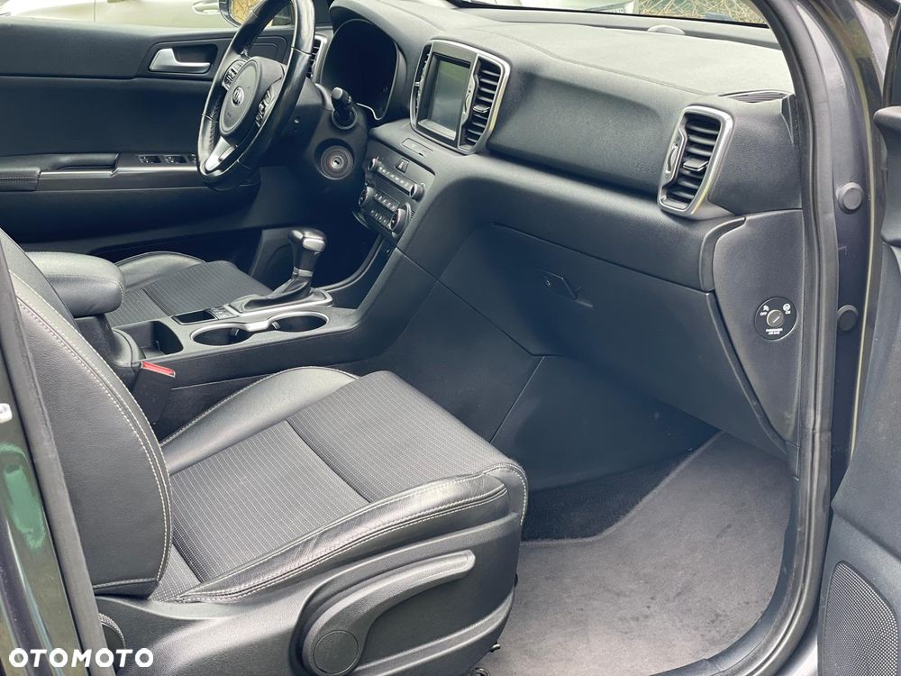 Kia Sportage 1.7 CRDI 2WD ISG Dream-Team Edition - 21