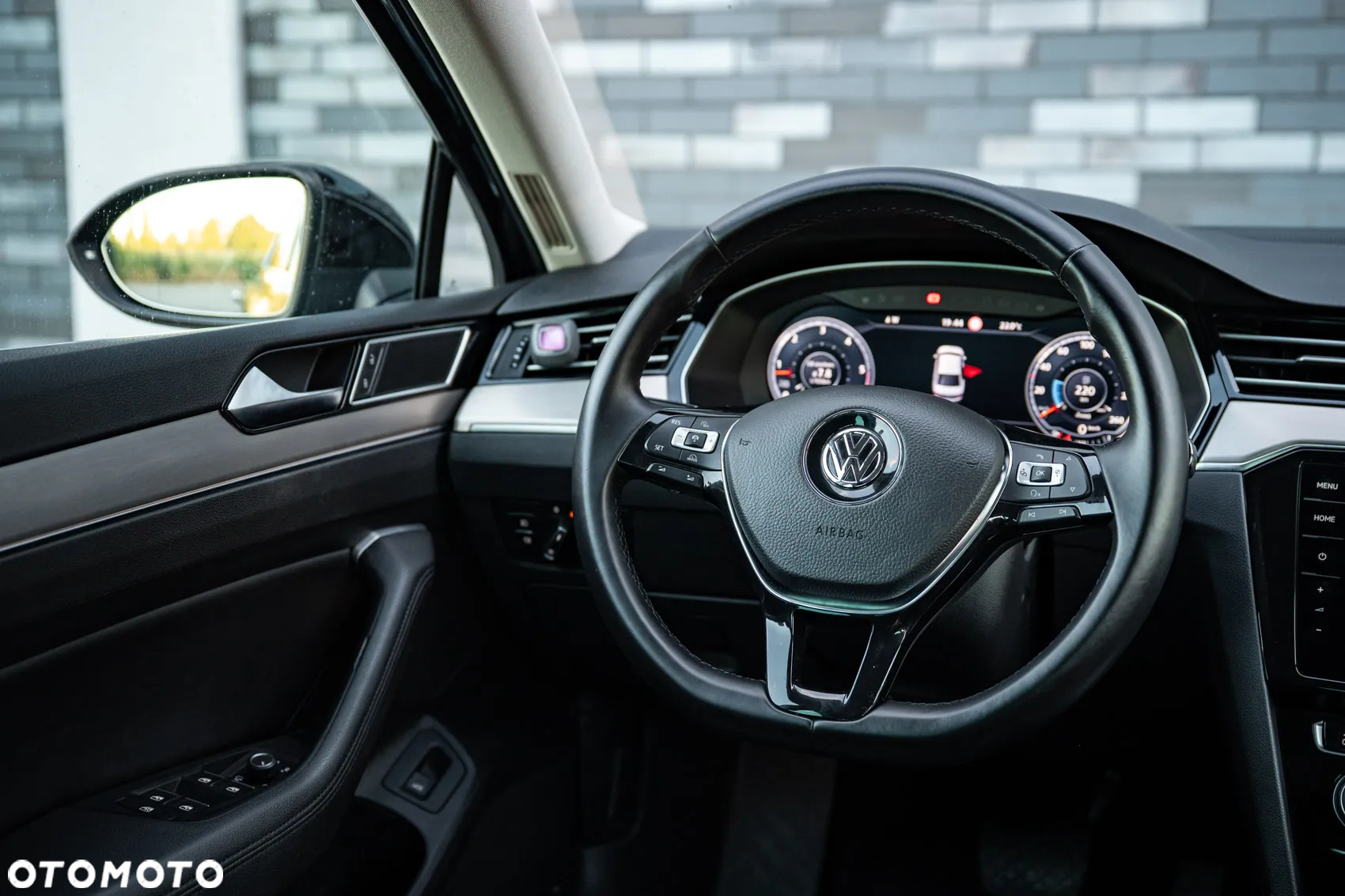 Volkswagen Passat 2.0 TDI BMT Highline DSG - 19