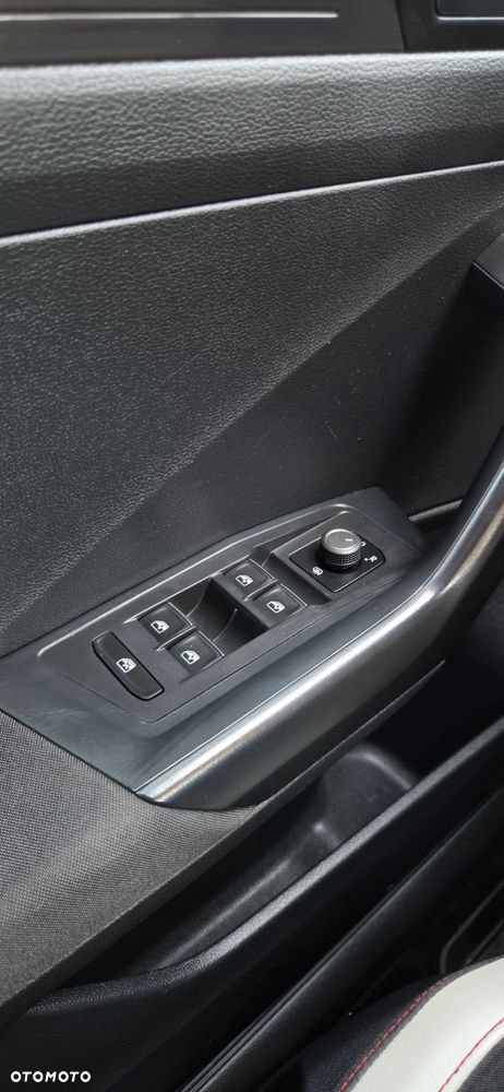 Volkswagen T-Roc 1.5 TSI OPF Life - 23