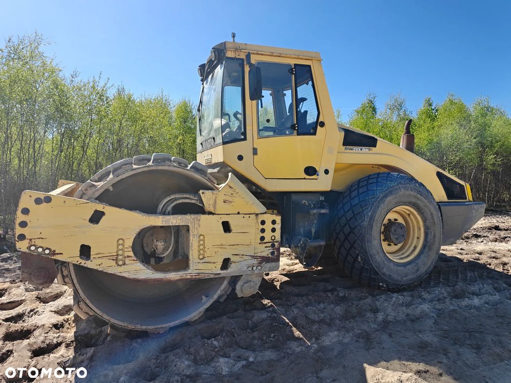 Bomag BW 213 DH-4 - 1