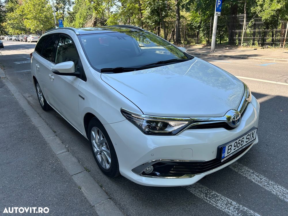 Toyota Auris 1.8 L VVT-i Sol+ - 2