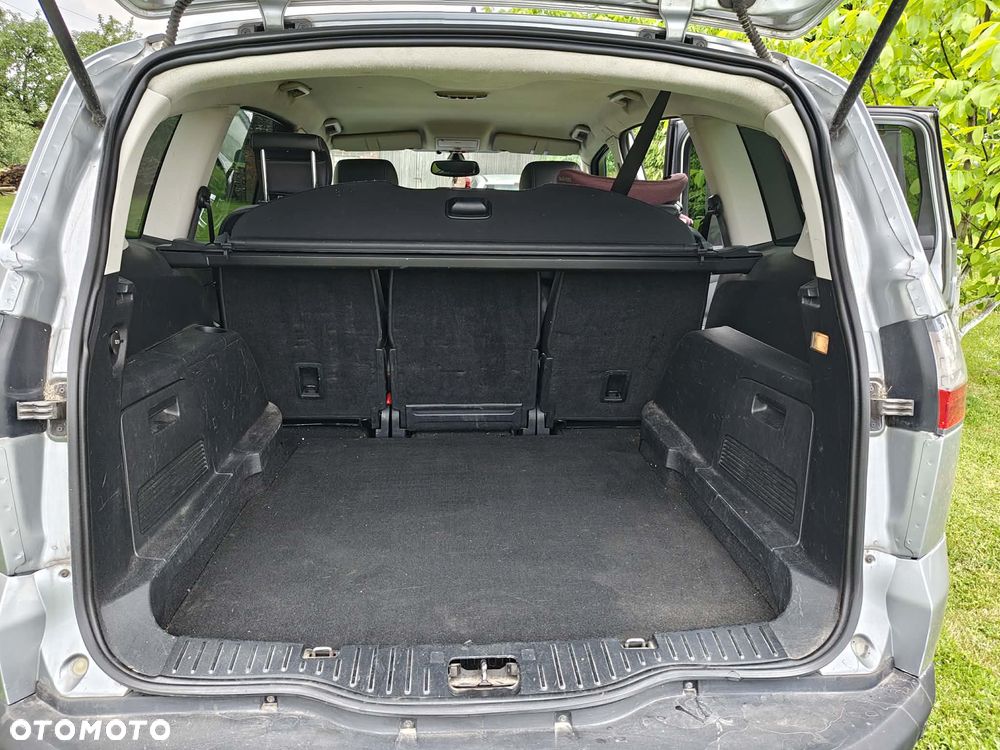 Ford S-Max - 7
