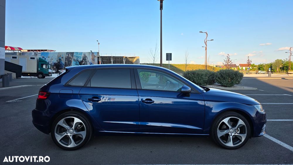 Audi A3 Sportback 1.6 TDI ultra Attraction - 5
