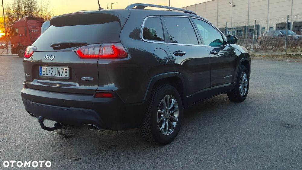 Jeep Cherokee - 6