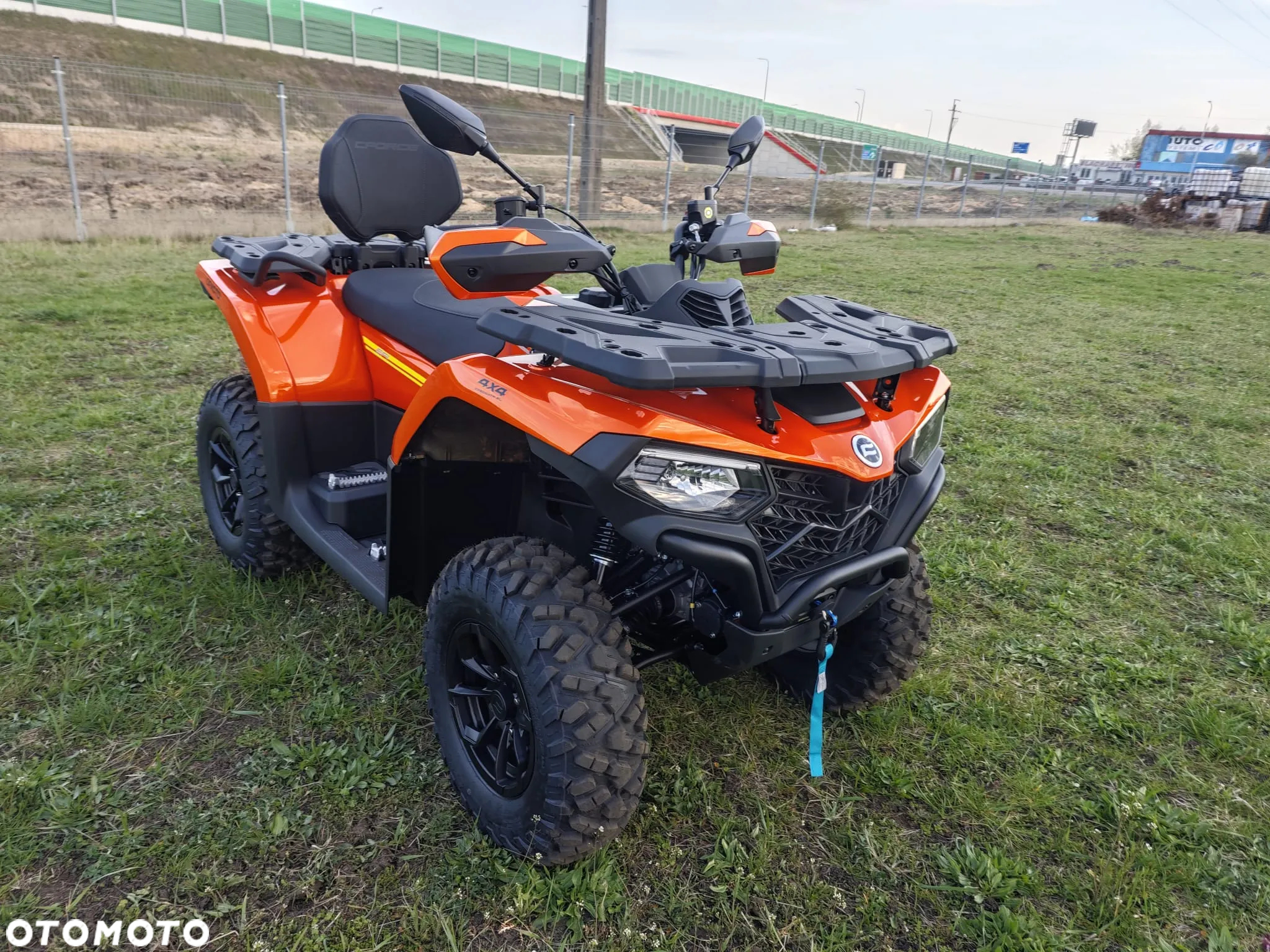 CFMoto CForce - 16