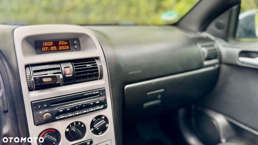 Opel Astra 1.8 Bertone - 9