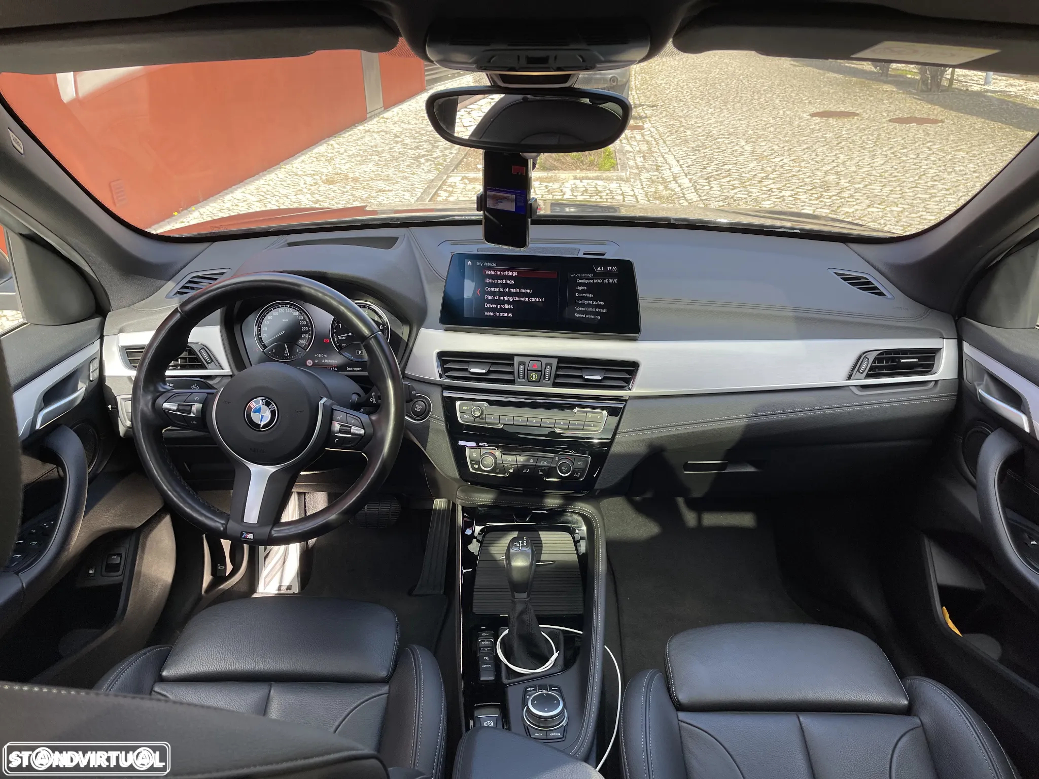 BMW X1 25 e xDrive Pack M - 17