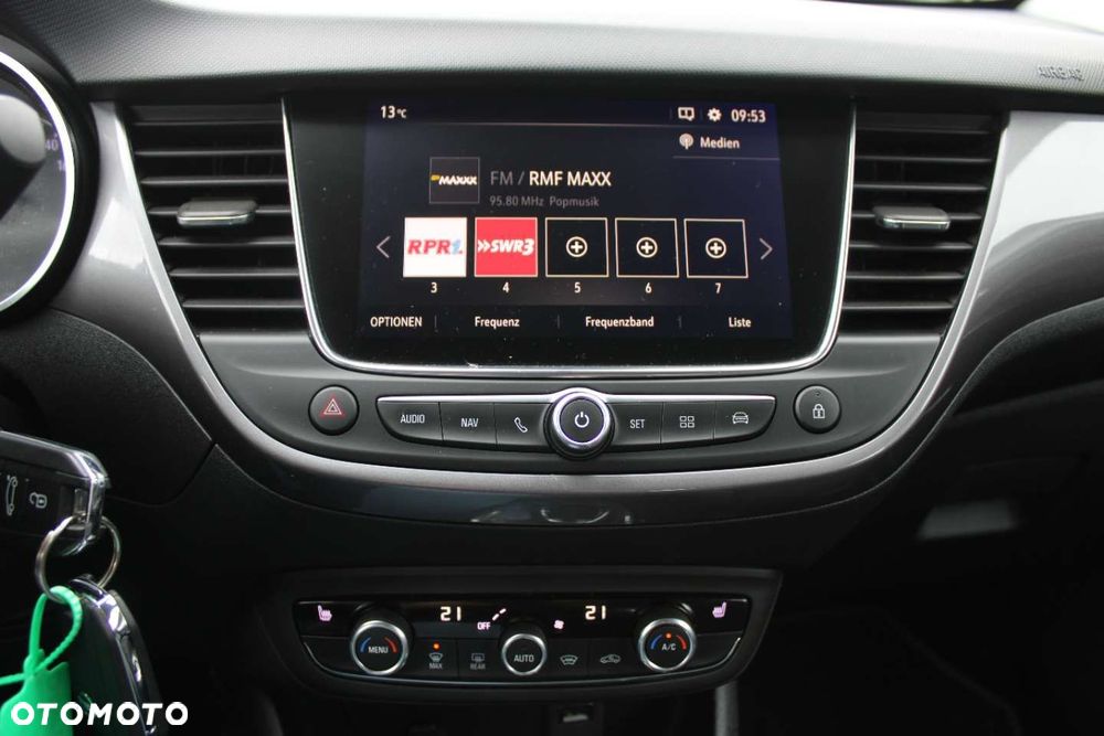 Opel Crossland X - 26