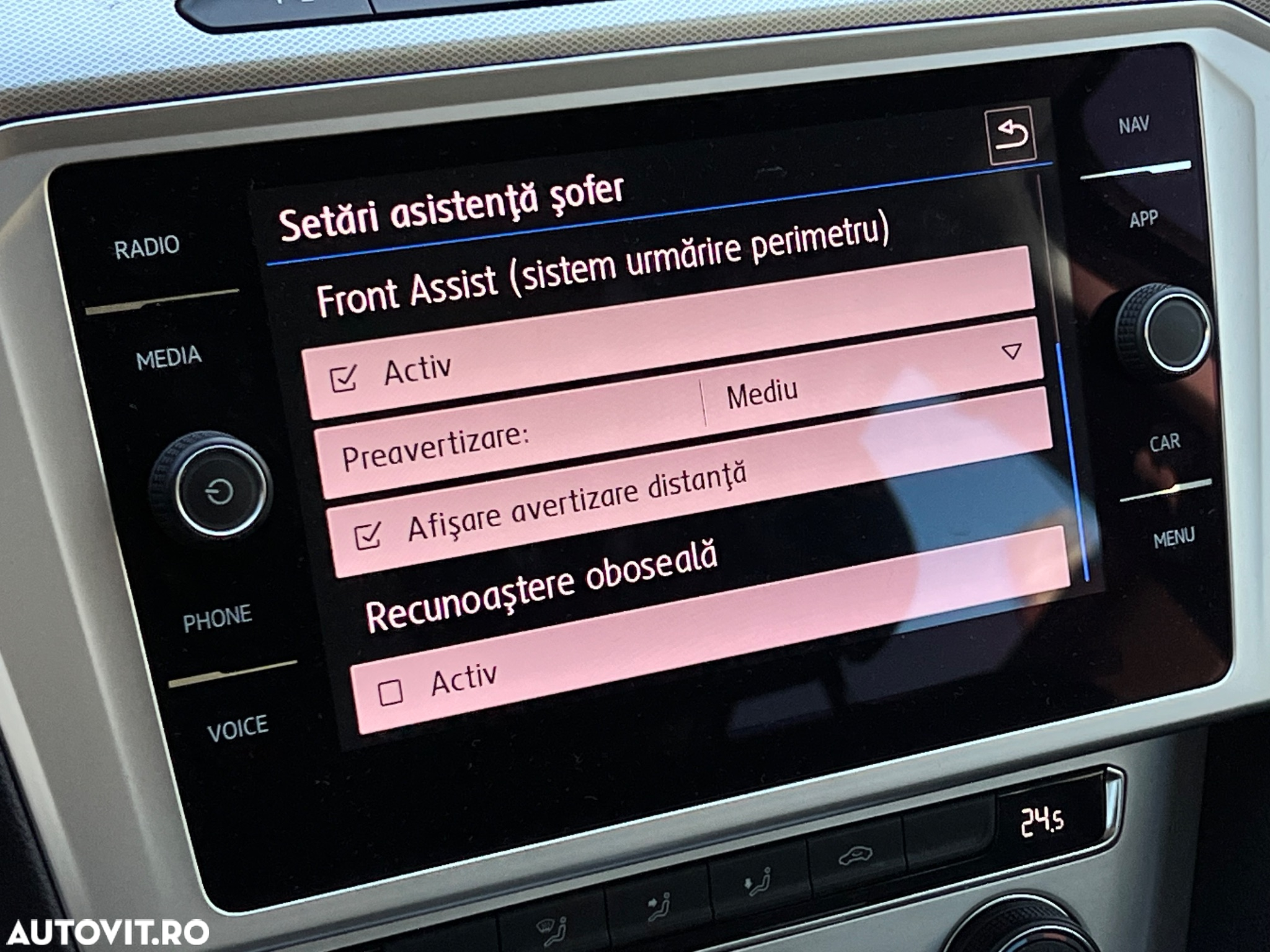 Volkswagen Passat - 34