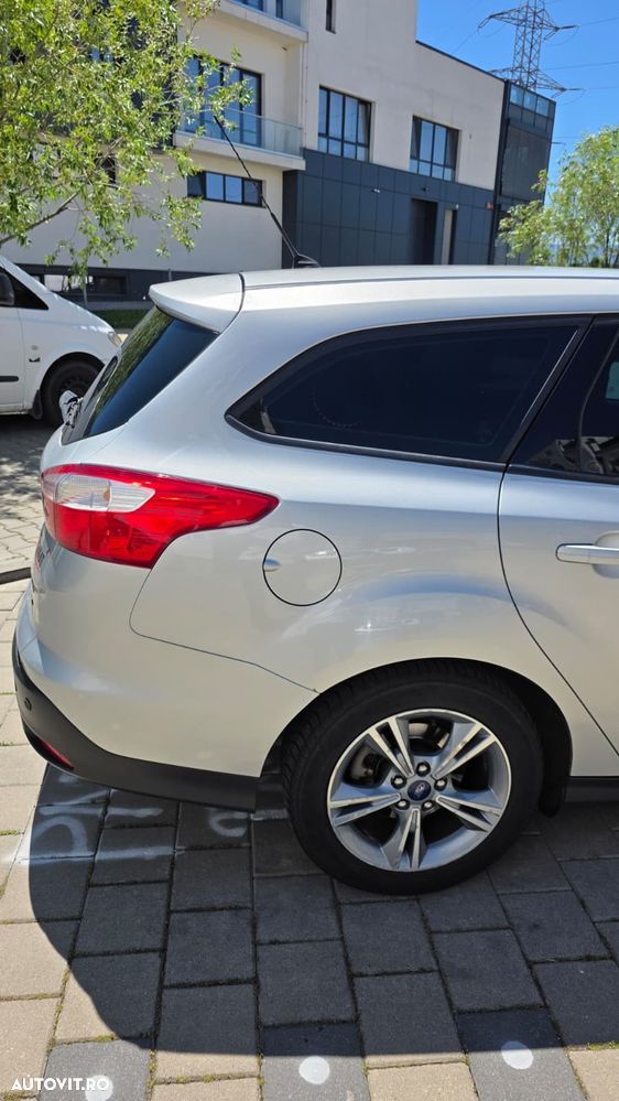 Ford Focus - 9