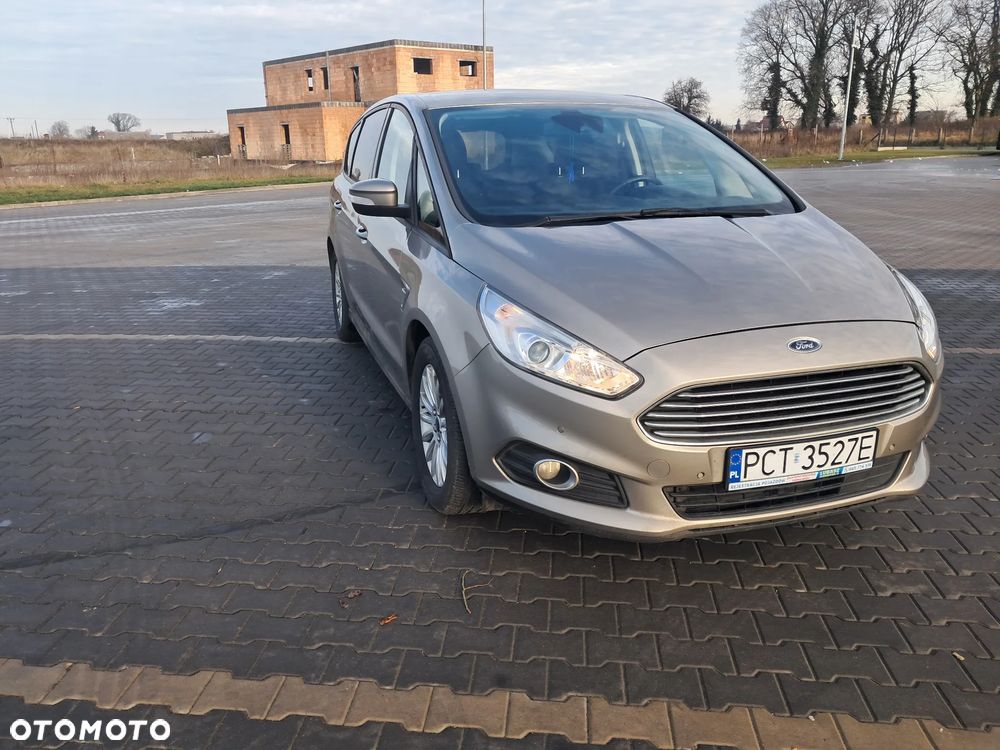 Ford S-Max - 14