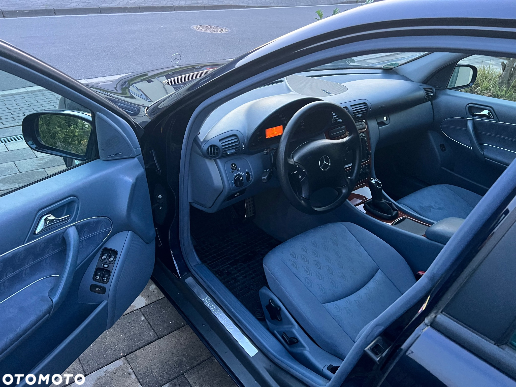 Mercedes-Benz Klasa C 180 Kompressor Classic - 9