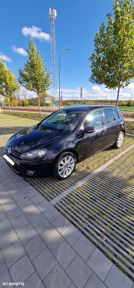 Volkswagen Golf - 1