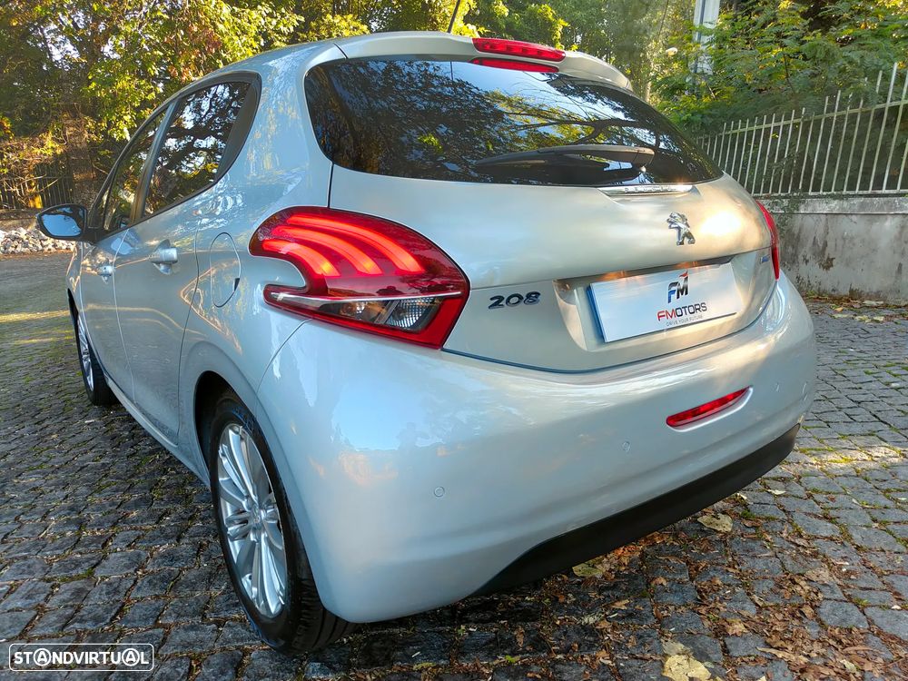 Peugeot 208 1.2 PureTech Active - 19