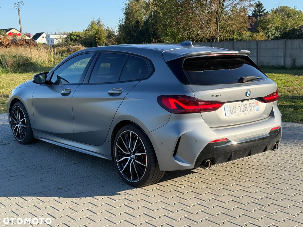 BMW Seria 1 2024 photo 4