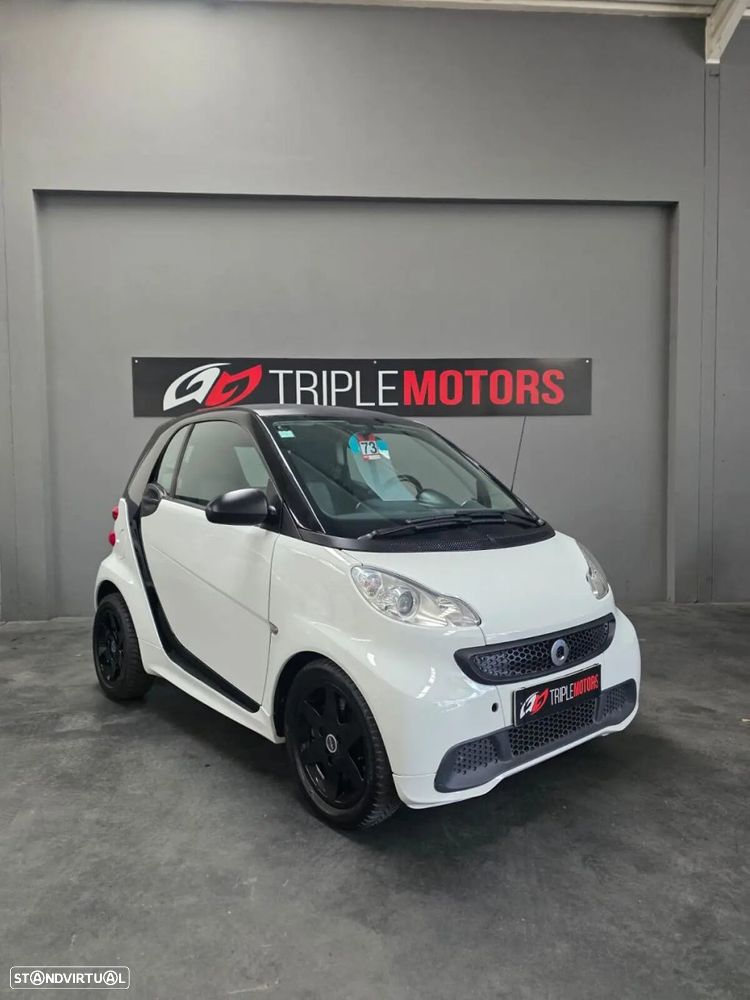 Smart ForTwo Coupé 1.0 mhd Pure 71 Softouch - 9