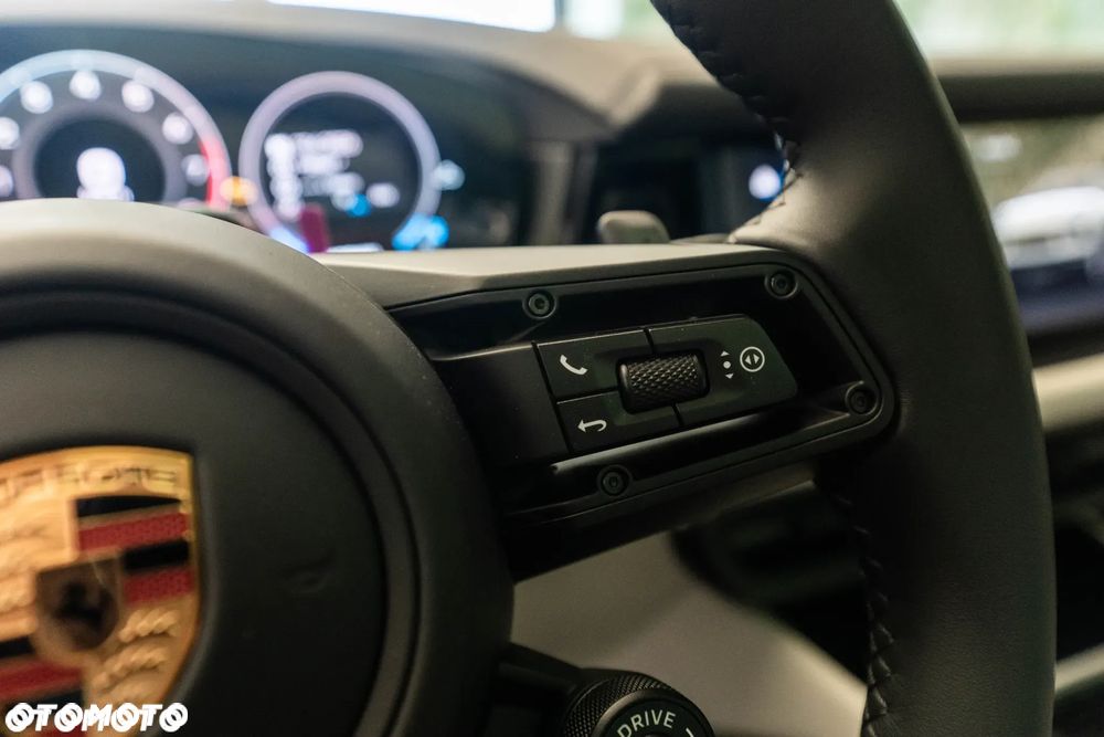Porsche Cayenne Black Edition - 17