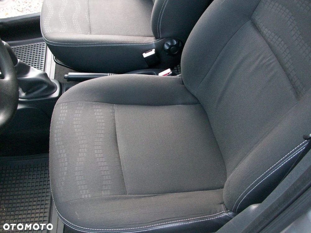 Dacia Sandero Stepway 1.6 - 15