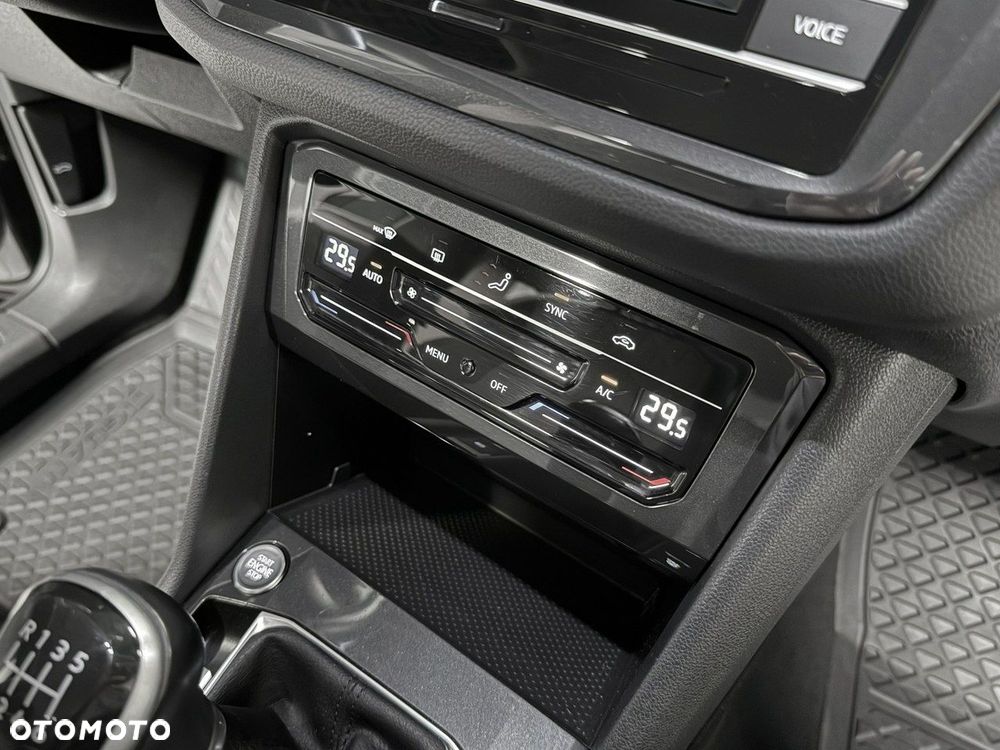Volkswagen Tiguan 1.5 TSI EVO Life - 16