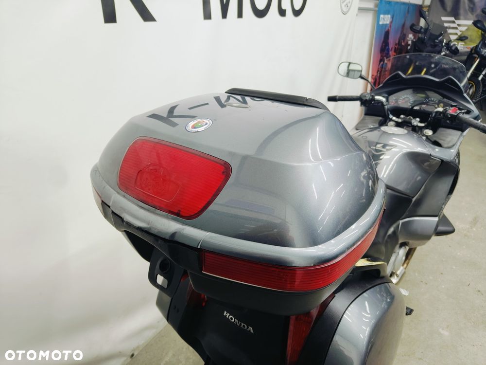 Honda Deauville - 12