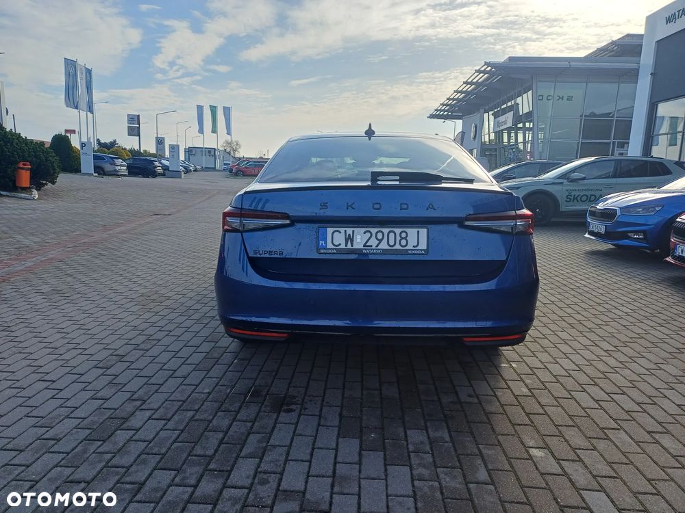 Skoda Superb 2.0 TSI Sportline DSG - 6
