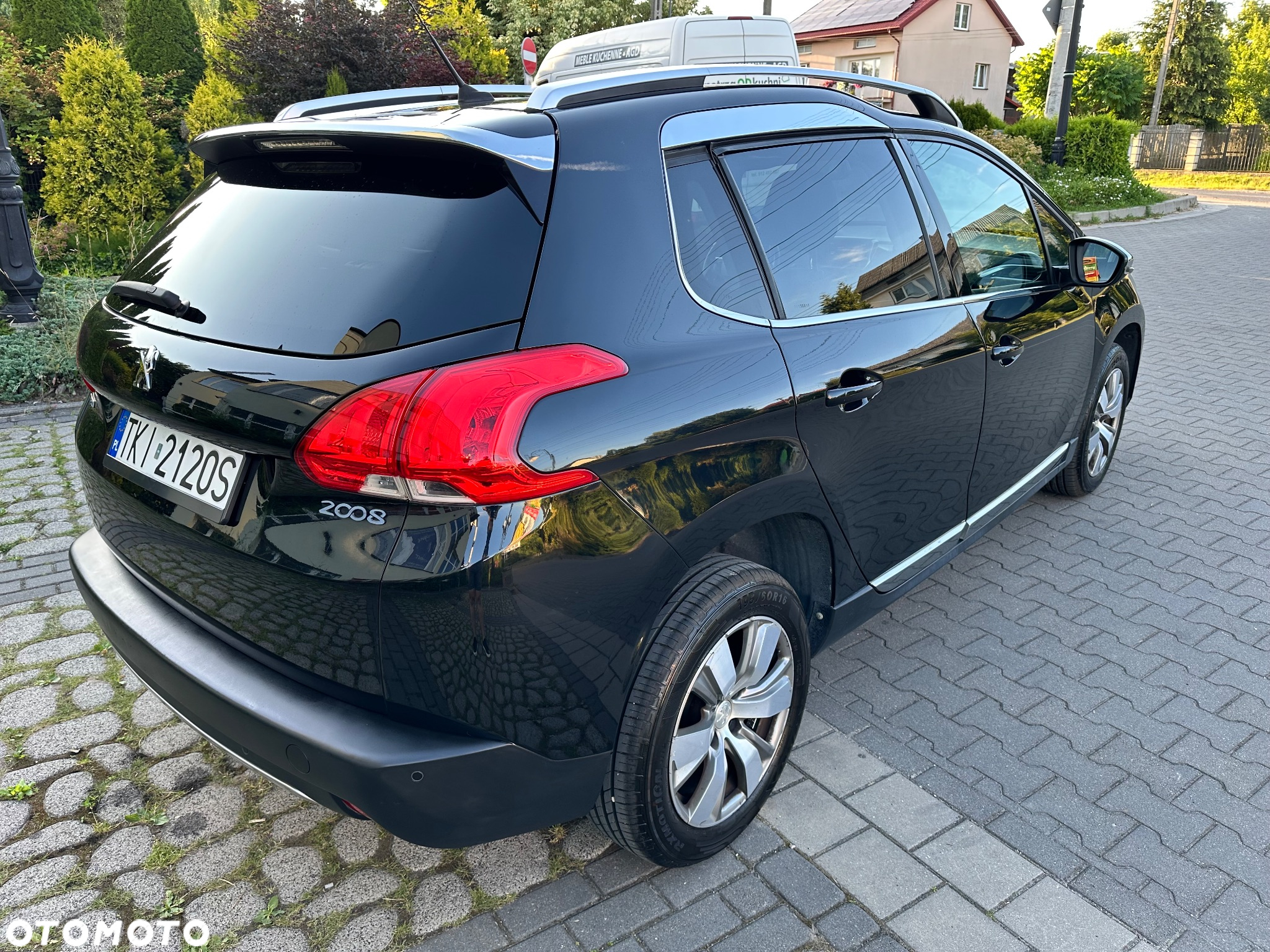 Peugeot 2008 1.6 e-HDi Allure S&S - 7