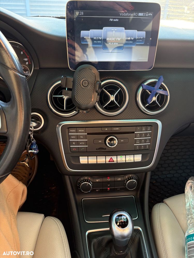 Mercedes-Benz A 180 - 10