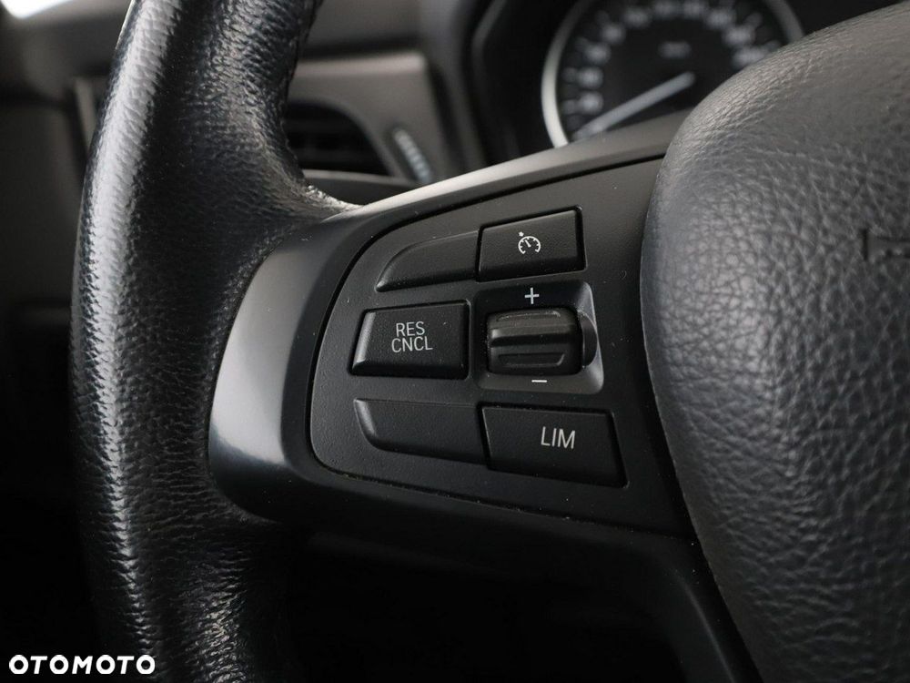 BMW Seria 2 218d Advantage - 30