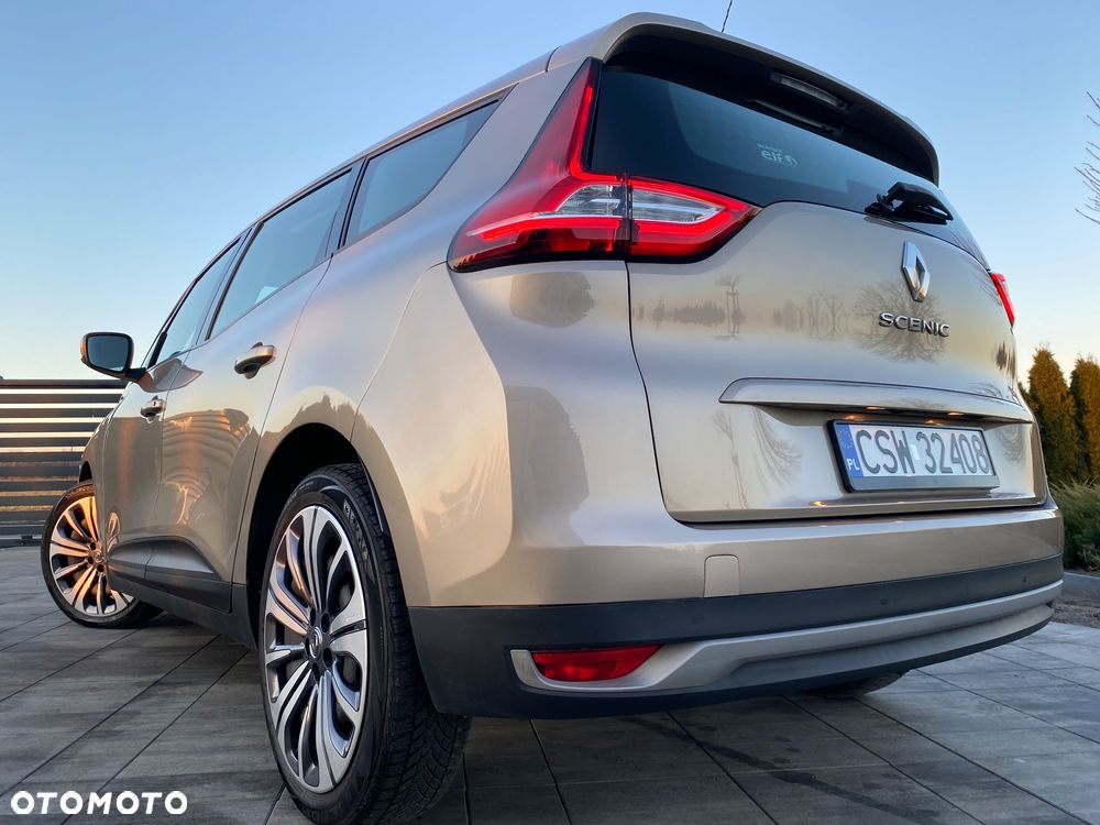 Renault Grand Scenic - 21