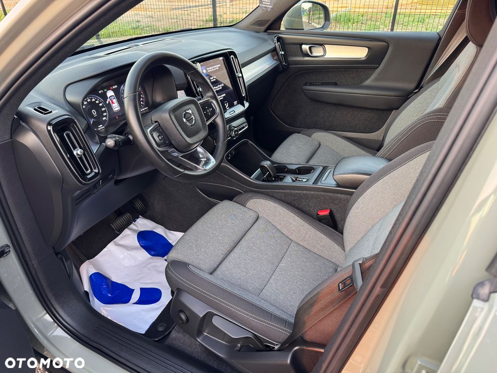Volvo XC 40 T2 Core - 9