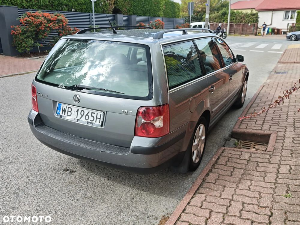 Volkswagen Passat 1.8T Comfortline - 3