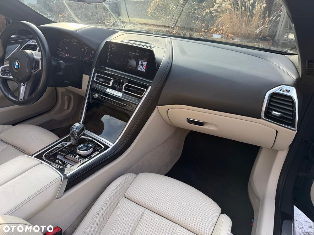 BMW Seria 8 - 3